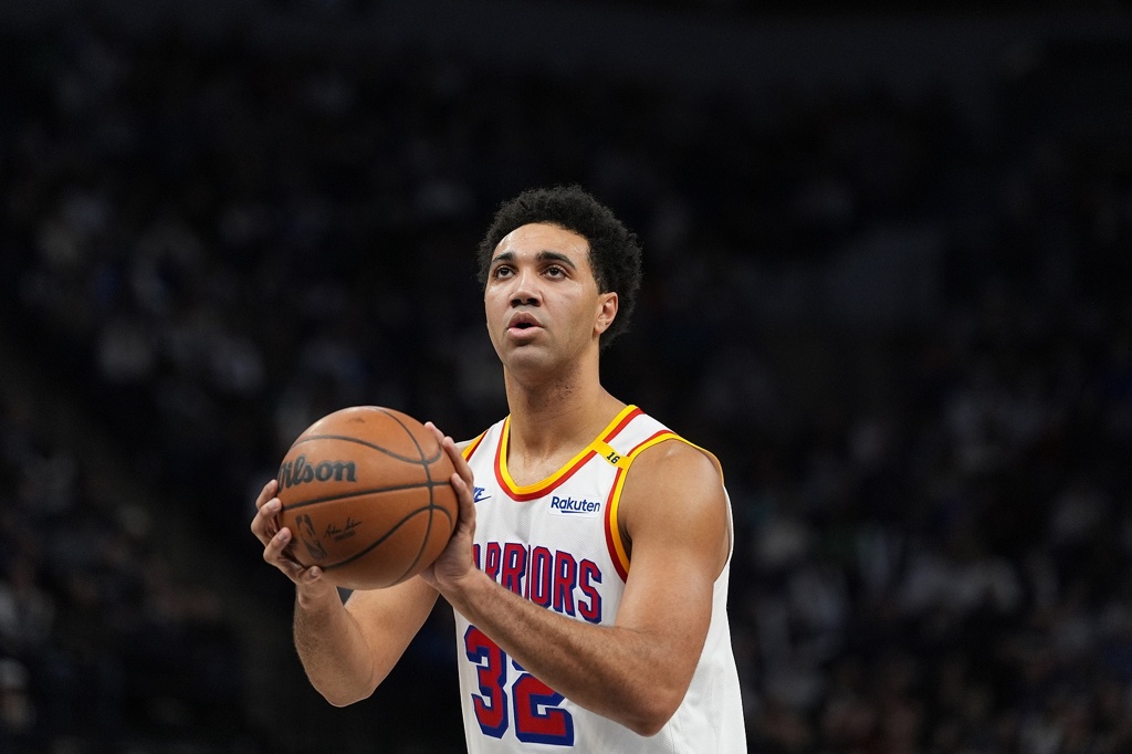 科尔：霍福德融入球队非常顺利 TJD是我们唯一的顺下型中锋