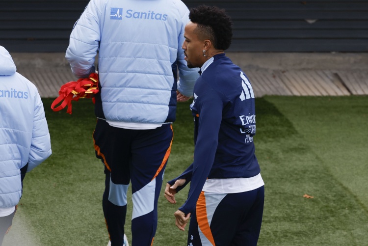 阿斯：米利唐已获得复出许可，可以出战对阵比利亚雷亚尔的比赛